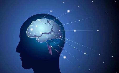 从零到精通 开启你的互联网运营之路——以青岛岩天教育为例，探索互联网营销与销售的融合